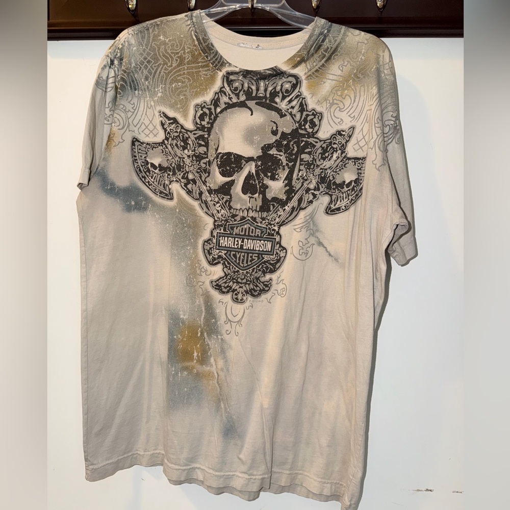 Harley-Davidson Beige Short Sleeve Tee with Black Skull Graphic Size XL